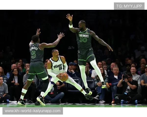 联盟焦点之战湖人绝杀凯尔特人掀起季后赛风暴引发全联盟震动两强对决