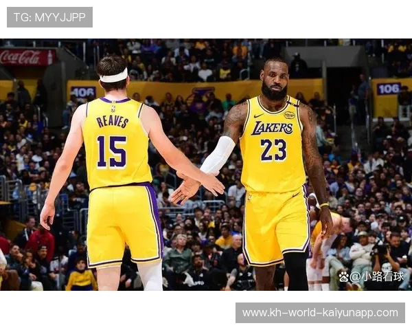 NBA最新动态:詹姆斯刷新个人纪录勇士击败湖人篮网再迎连胜 NBA最新动态:詹姆斯刷新个人纪录勇士击败湖人篮网再迎连胜