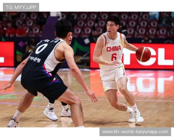 中国男篮力克韩国晋级亚洲杯四强 展现团队协作与年轻球员潜力